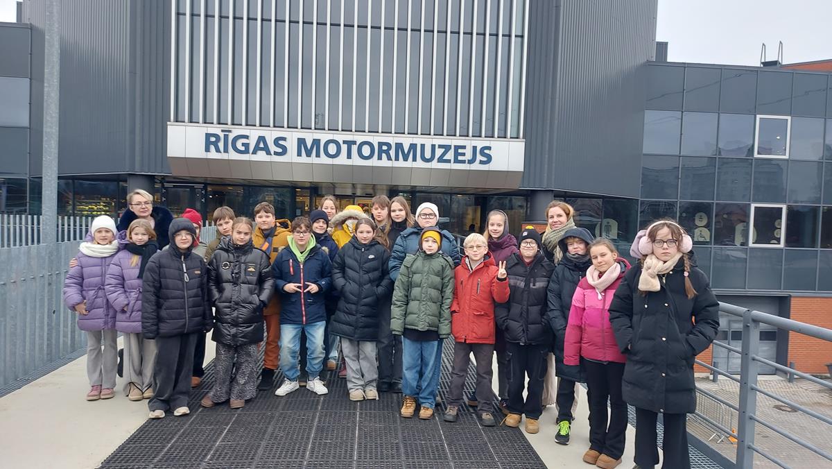 Mokiniai Kalėdinėje Rygoje